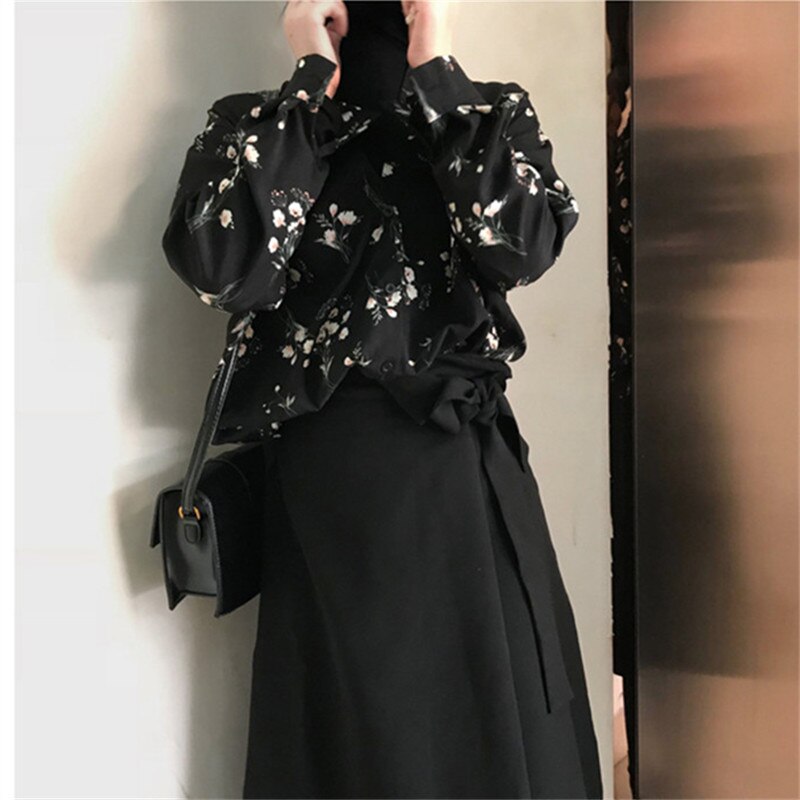 Korobov Auttum 2019 New Flower Print Korean Blusas Vintage Elegant Female Blouse V-Neck Long Sleeve Casual Mujer Shirts 76356